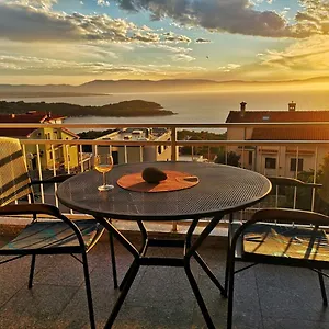 Josephine Apartment Njivice
