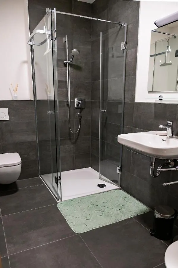 Appartements London/New York Forheim Germany